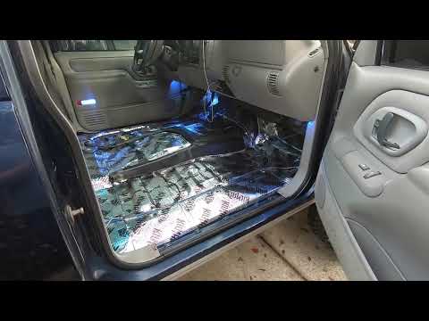 Project 97 2 Door Tahoe Update #29 - New Sound Deadening in the front cab 😁👍