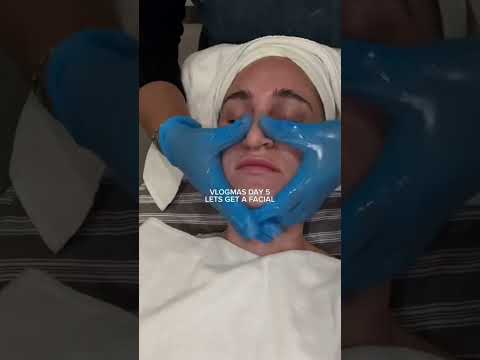 Come with me to get a facial #vlogmas #vlogmas2022 #facial #dayinmylife