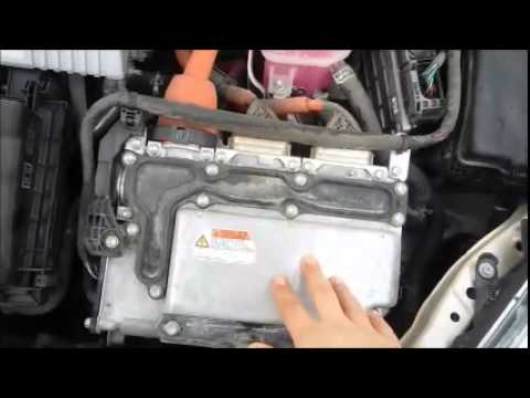 اجزاء الماتور وطريقة تشريك  البطارية toyota Prius Engine Parts and Battery Startup Poles