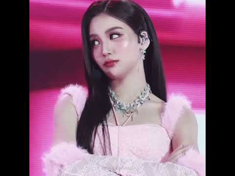 my wife everyone 🫶🏻#beonnnie #emibonnie #thaigl #bonniepattraphus #glseries