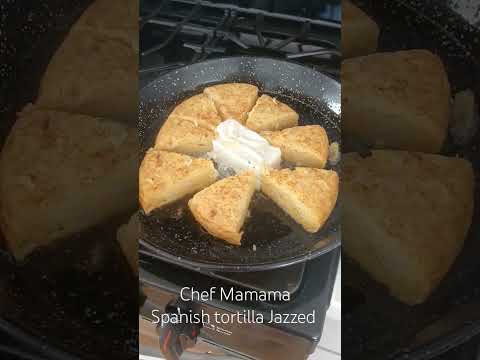 Chef Mamama Barcelona Spanish fast food Jazzed up in my paella pan..#YUMMY NEW FROM TRADER JOES
