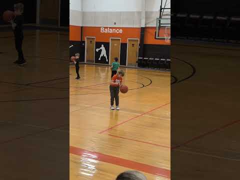 Owen's skills getting better Dribbling skills #skills,#basketball,#shorts,#2024,