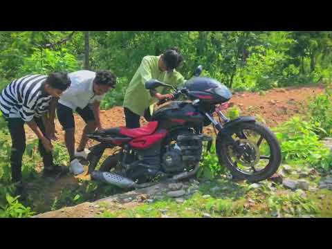 wheelie crash by  @ SL MOTO VLOG//RIDE SAFE//nepali vloger