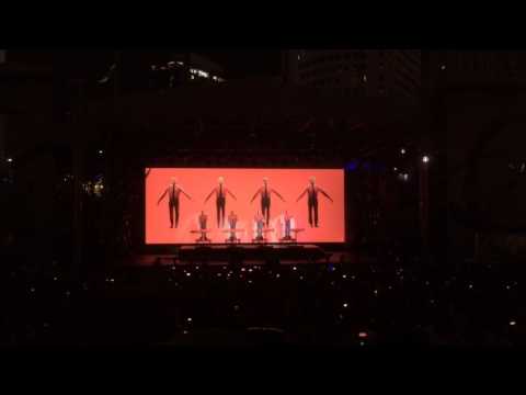 Kraftwerk - Intro & The Robots clip (DEMF 2016)
