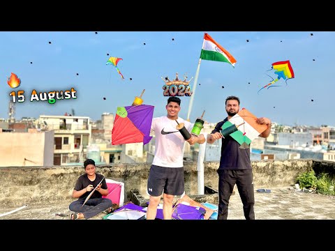 🔥How Desi Boys Fly Kites On *15th August*-2024 | Kite Cutting 15 August in Delhi