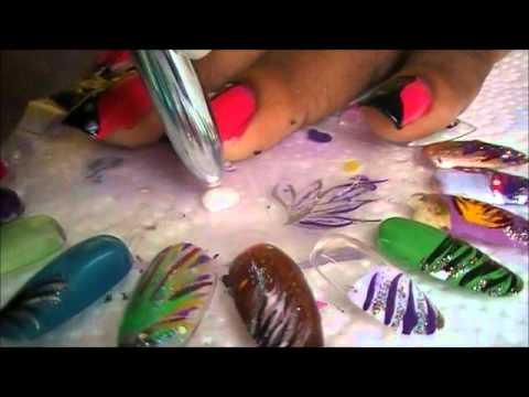 A PINK AND BLACK NAIL ART TUTORIAL !!!