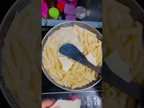 തട്ടിക്കൂട്ട് PASTA 😅 #food #hostellife #hostel #shorts #shortsvideo #trending