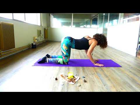 YOGA DEBUTANT - Moins de 5 minutes pour réveiller ou relaxer ton corps