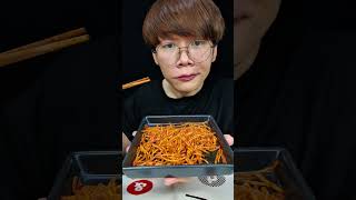 กินขนมตามวิธีกินข้างซอง? #howto #รีวิวเซเว่น #อร่อยบอกต่อ #shorts #ล่าเถียว #หม่าล่า