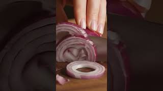 Sonidos satisfactorios de corte de cebolla #ai #glassfruit #asmrvideos #shortsvideo #asmr #relaxing