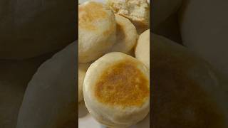 Quick Bread in 15 minutes in a pan. No yeast no eggs.