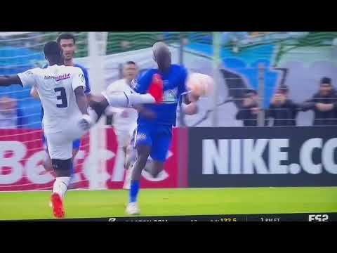 คลิปนี้ !! ช่วยเมนท์ กันที ตกลง ใครเจ็บกันแน่...อ่ะ ??