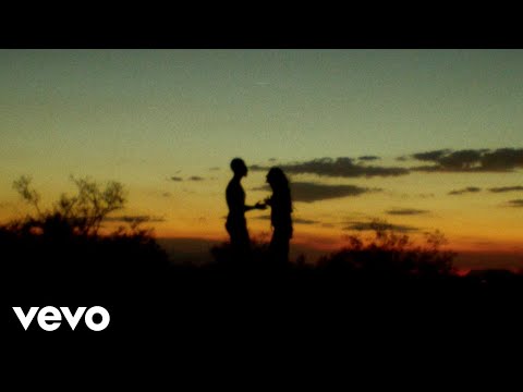 MKY - Corazón Roto (Official Lyric Video)