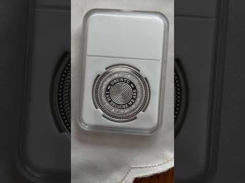 Silver Ubuntu LTD edition coin. Mintage of 1000! A beautiful coin indeed! #collectablecoins #coins