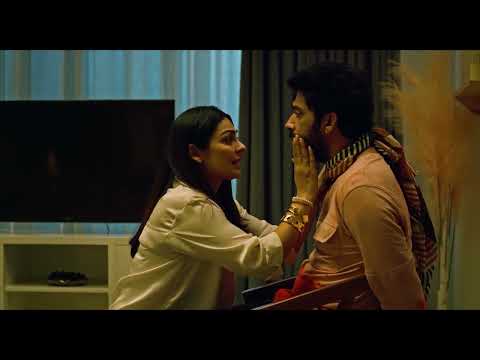 Baal Baal Bachi Neeru Bajwa !!
