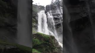 Amazing waterfall ❤️ #nature #waterfall #srilankatourism #travel #beautifulnature #srilankanature