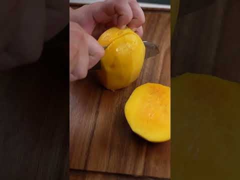 🥭 How to Slice a Mango | McCormick #shorts #kitchentips #mango