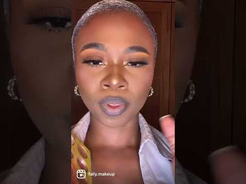 How I do my natural glossy juicy lips 🥰 #lipstutorial #lips #glossylips #mua #makeup #naturallips
