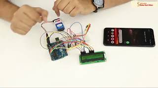 DIY | 5-minute maker hack videos | Arduino to Build A Wireless Notice Board