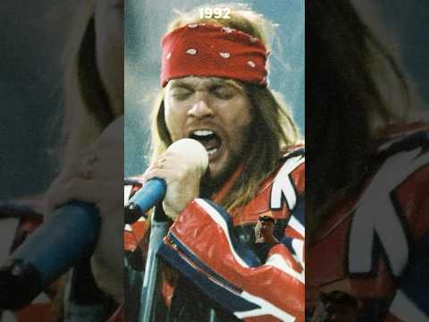 Revolution of Axlrose #axlrose #rock #music #gunsnroses Where are fans?