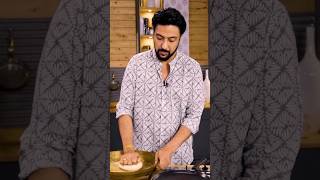 When to add ghee/oil in the Dough?🤔 #cookingtips #ranveerbrar #parathadough