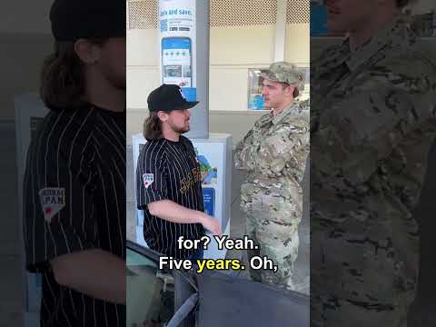 Suspicious wallet thief gets instant Karma from courageous American Soldier 🤯