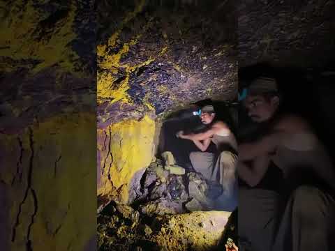 Gold Quartz Wait End🪙😮  #golddiscovery #treasure#goldhunting #gold #goldrush #goldnugget #goldmining