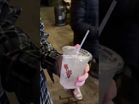 Filling our cravings #wellnesstips #cheeseburger #dailyvideo #dailyvlog #datenight #aesthetic