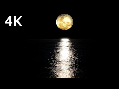 Amazing Views of the Moon in 4K HDR 🌕🌓🌒 OLED Perfect Black Test in HDR - VTV (Vacation Travel Vlog)