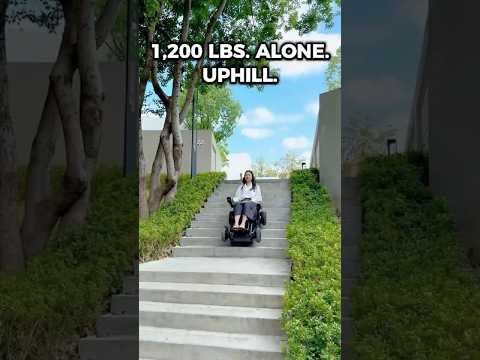 “Smart All-Terrain Delivery Robot That Climbs Stairs Like a Pro 🤖🧱” #SmartDeliveryRobot