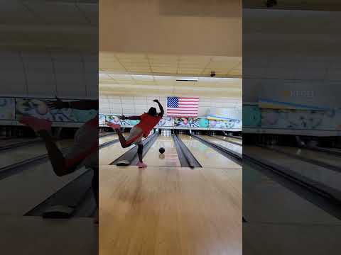 Day 158 Of One Strike A Day Ball Used:Ion Pro 📽#2handedbowling #bowling #bowler