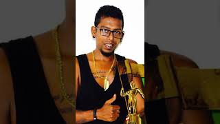 හදවතේ ගායකයා 🤗 | Chamara Weerasinghe #singer #chamaraweerasinghe #celebrityreels #shorts