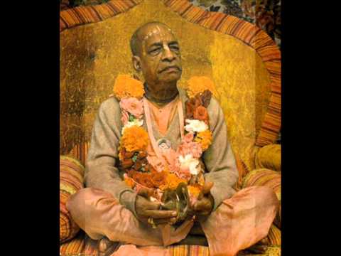 Prabhupada chant Hare Krsna Kirtana