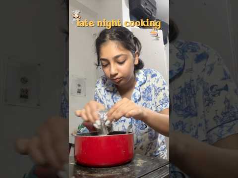 COOKING IN HOSTEL🍜👩🏻‍🍳 #trending #shorts