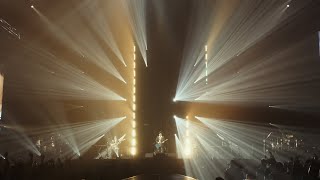 RADWIMPS - 桃源郷 [Official Live Video from "FOREVER IN THE DAZE TOUR 2021-2022"]