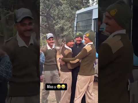 training complete होने के बाद जब सेंटर से जवान जाने के टाइम सबको रोना a गया