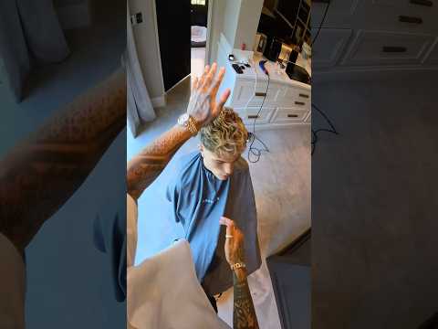 POV: Cutting Alejandro Garnacho’s Hair