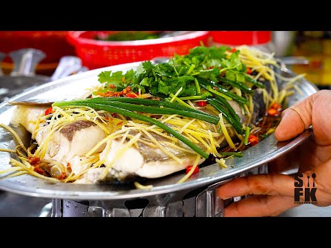 How This STEAMED FISH Brings Crowds Every Single Day in Kuala Lumpur