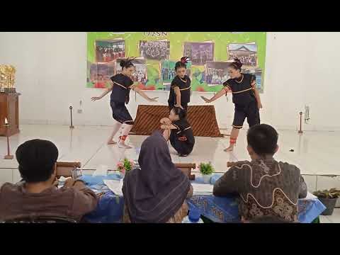Tari kreasi cuci kampung