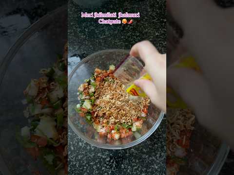 Piro jhalmuri chatpate 🌶️🥵.       #jhalmuri #chatpata #waiwai #jhalmurirecipe