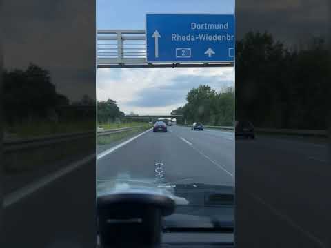 POV Driving Mercedes E55 AMG w210 vs. S500 German autobahn