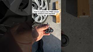 How to replace TPMS sensors without a tire machine?🤔