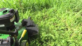 Sfalcio erba john deere jm36