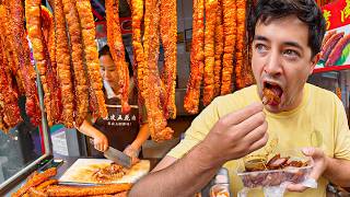 Chinese STREET FOOD in Kunming 🇨🇳 Wildest Farmer's Market in Yunnan, China!