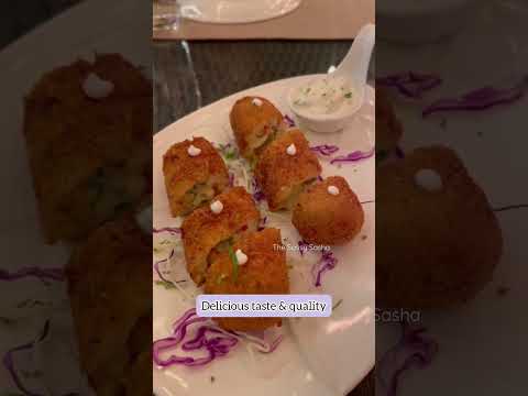 Vegetarian Restaurant In Pune 💕 #vegetarian #shorts #pune