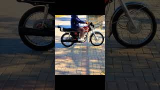 Honda 125 one wheeling.cg 125 modified #illegalmoon #shorts #onewheeling #hondamotorcycle