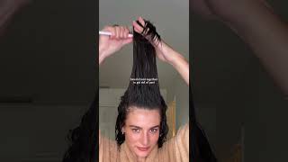 How to style curly hair with no part MARINA ANN