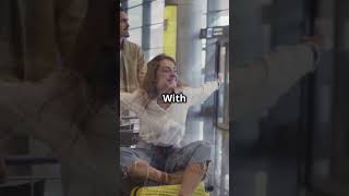 She Was Lost at the Airport… Then the Old Man Spoke Her Language 💬