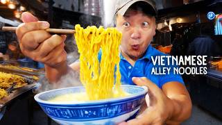 6AM Vietnamese Alley Breakfast Noodles & Hidden STREET FOOD Tour in Saigon Vietnam