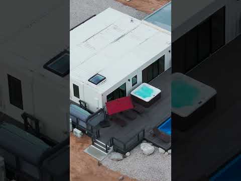 MODERN CONTAINER HOME IN JOSHUA TREE by BLOK STUDIO #containerhome  #airbnb #joshuatree